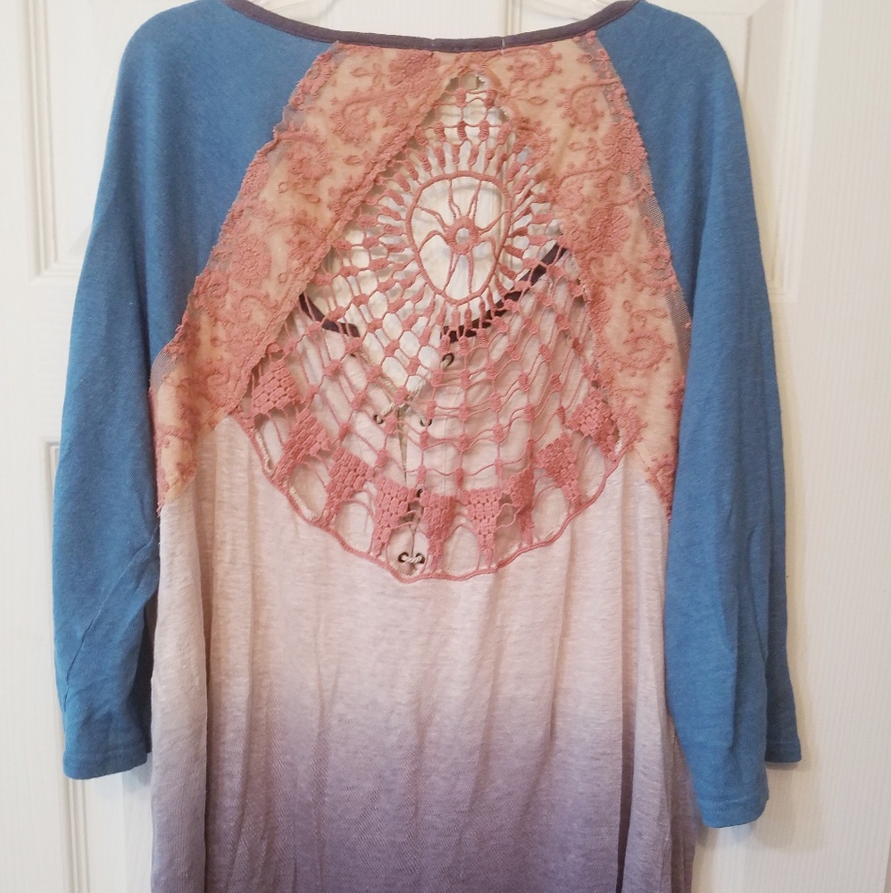 Gimmicks shirt top ombre size large